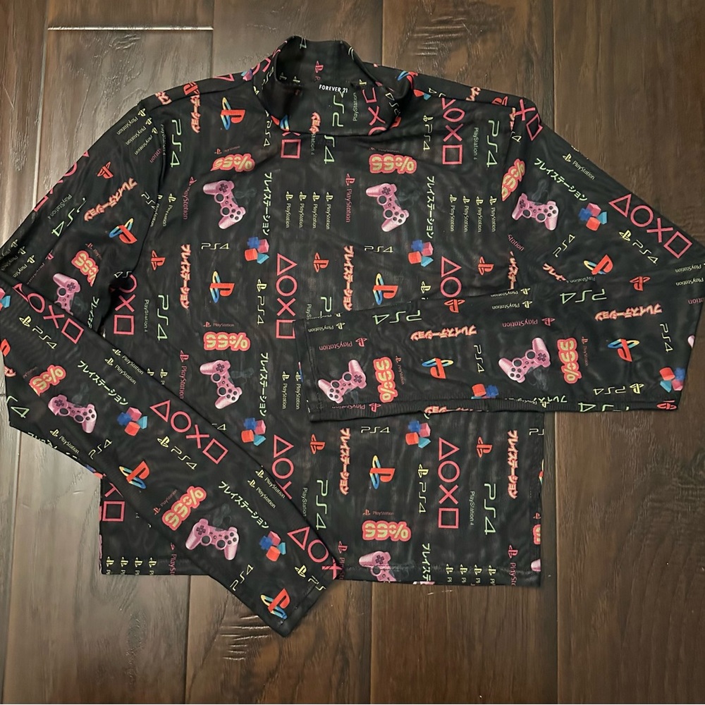 Song PlayStation top sheer
